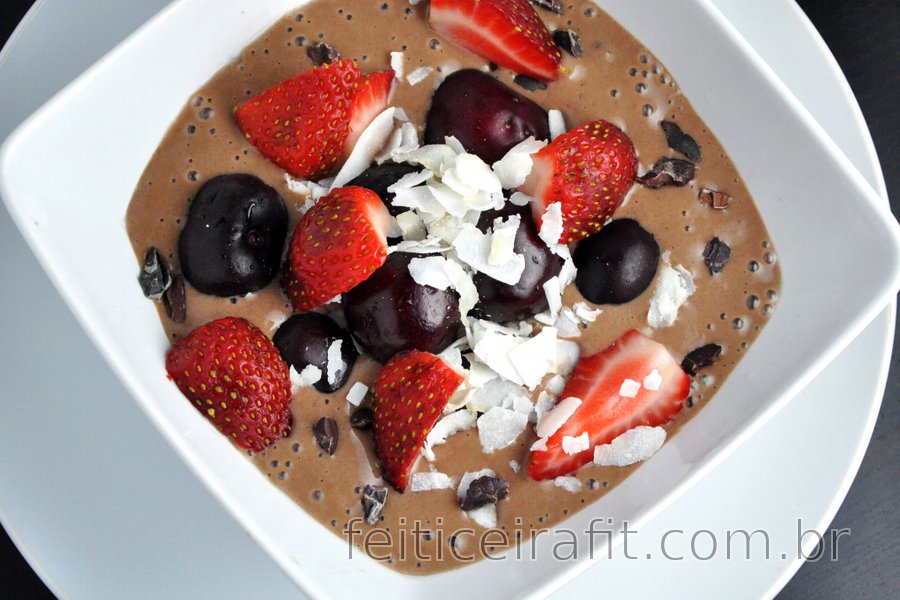 Sorvete light de chocolate saudável (sem glúten e sem açúcar)