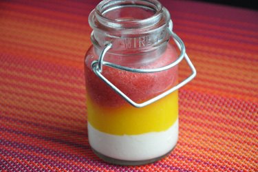 Panna cotta de morango e manga (sem glúten)