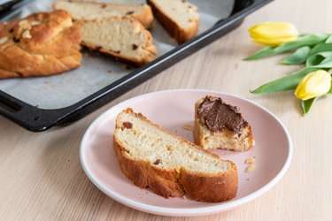 Pão trançado de espelta