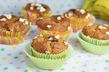 Receita de muffins de banana e aveia saudáveis