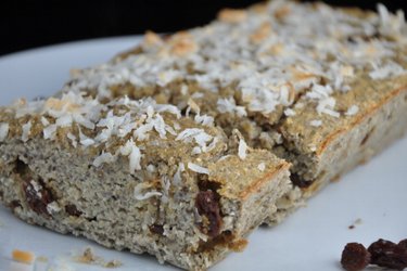 Pão de banana com farinha de coco (sem açúcar, sem glúten)