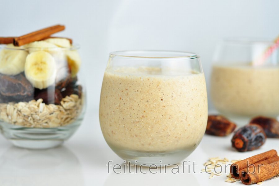 Smoothie matinal de banana e aveia